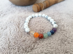 Howlite & 7 Chakras - Bracelet